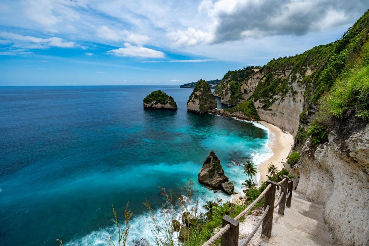 Samuh Sunset Nusa Penida By Pramana Villas Toyapakeh Exterior photo